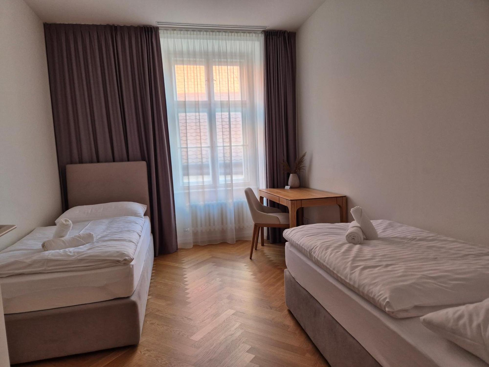 Laurinska 1 Apartments Bratislava Exterior foto